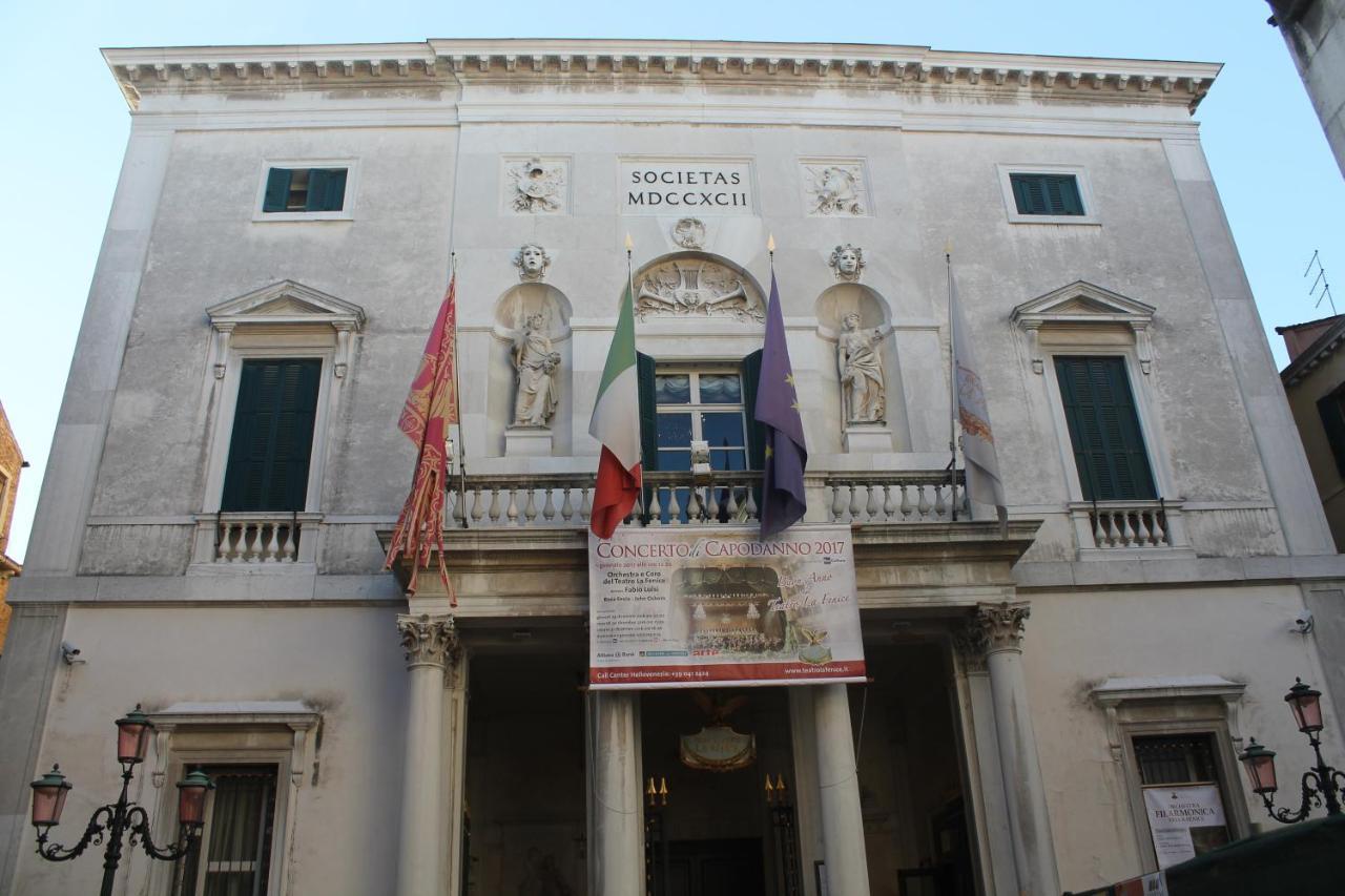 San Marco Fenice 3Bdr 2Bth Apartment Venecia Exterior foto