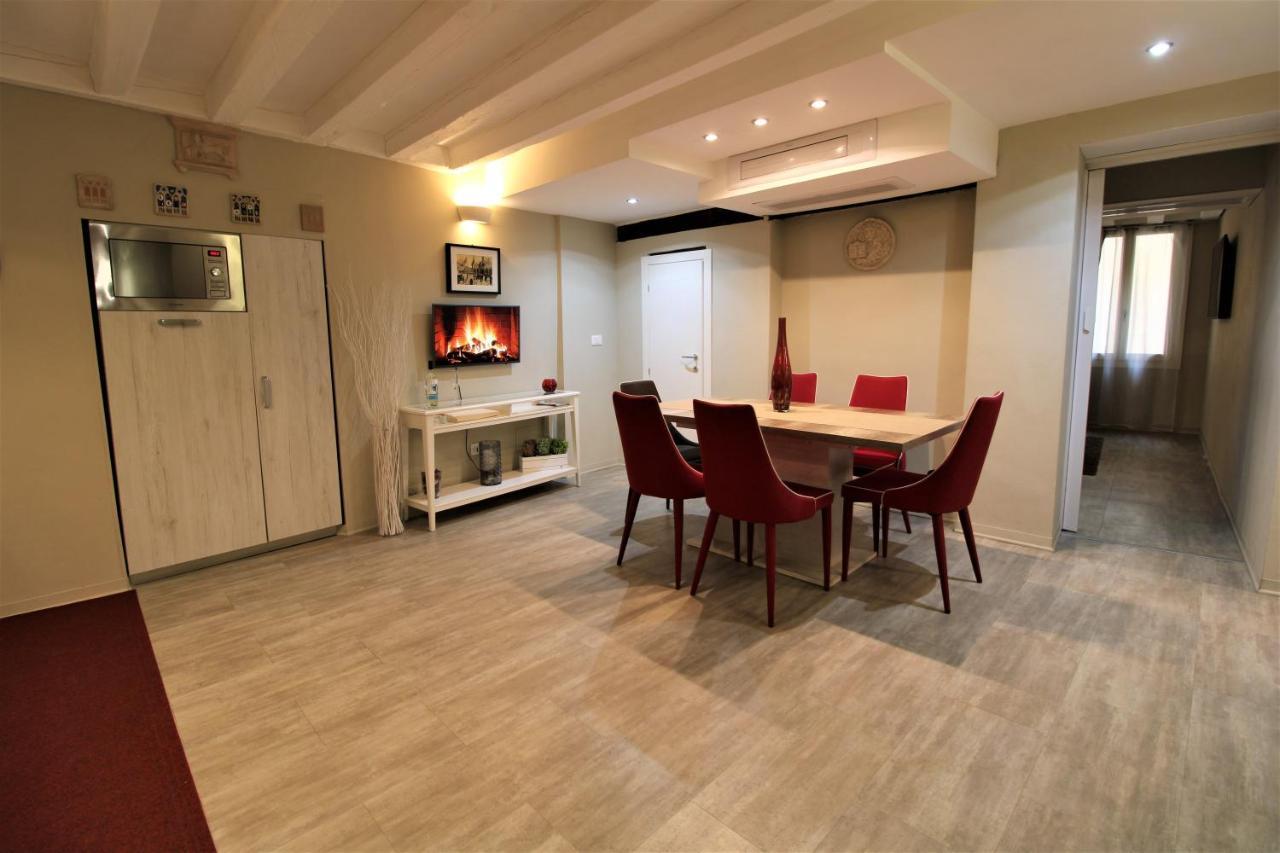 San Marco Fenice 3Bdr 2Bth Apartment Venecia Exterior foto